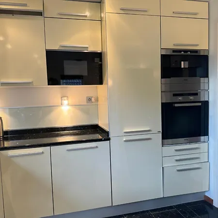 North 5 Apartment *